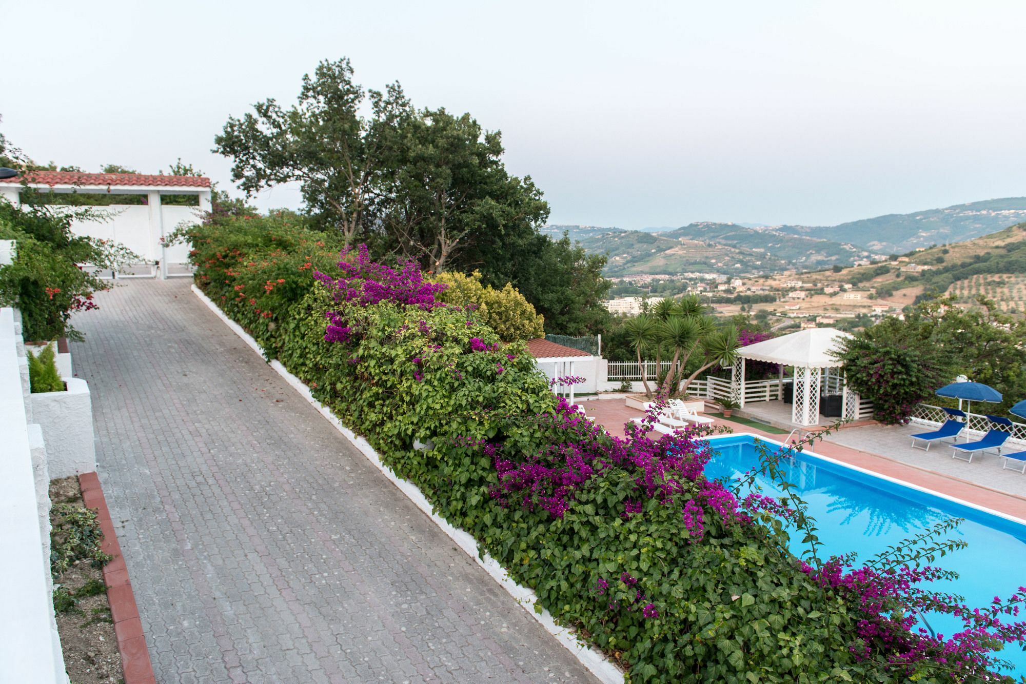 אגרופולי Villa Milena מראה חיצוני תמונה